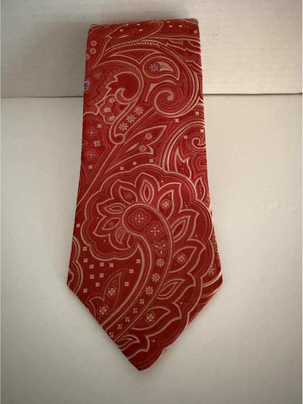 IKE BEHAR Men’s Red Paisley 100% Silk Neck Tie Made in USA 3.6W 58”L NWT